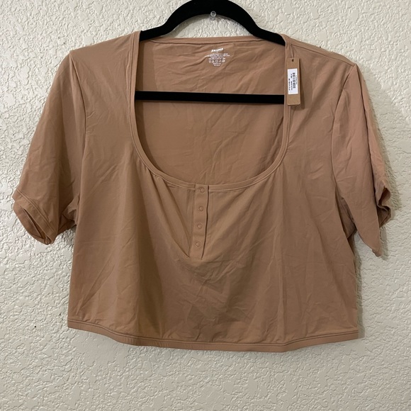 NWT Skims 3/4 Button Down Henley Short Sleeve Crop Top Ochre Color Size 4X - Picture 3 of 7